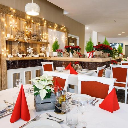 Hotel Aspel Краков Экстерьер фото