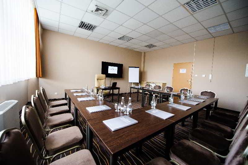 Hotel Aspel Краков Экстерьер фото