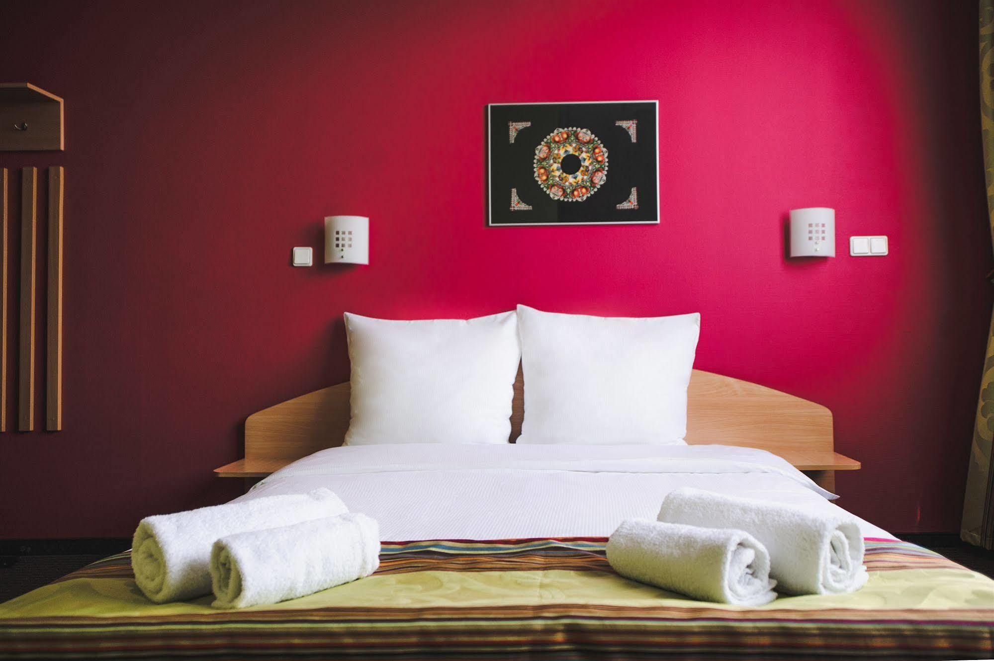 Hotel Aspel Краков Экстерьер фото