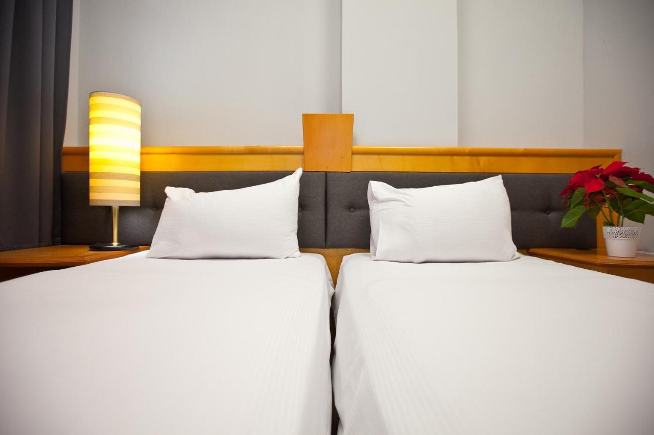 Hotel Aspel Краков Экстерьер фото