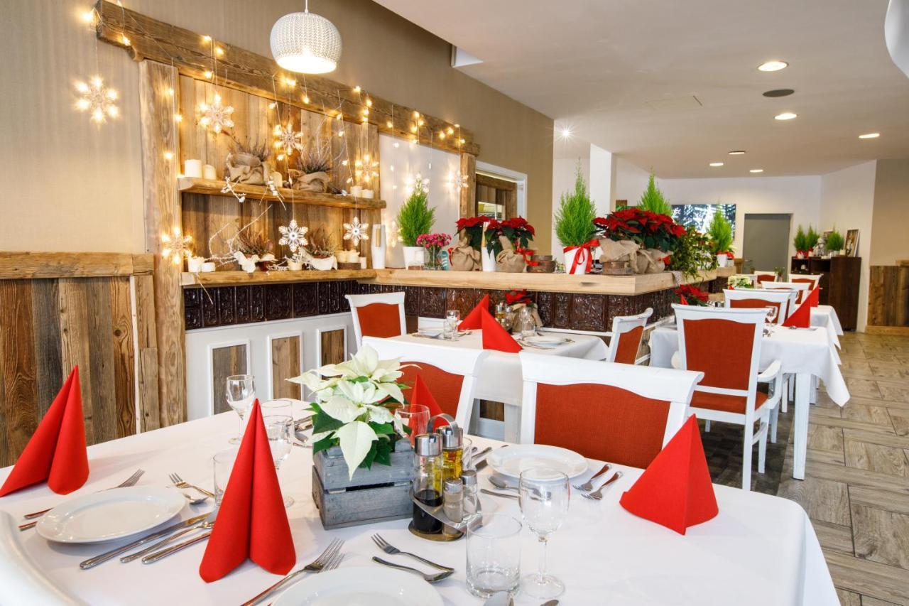 Hotel Aspel Краков Экстерьер фото